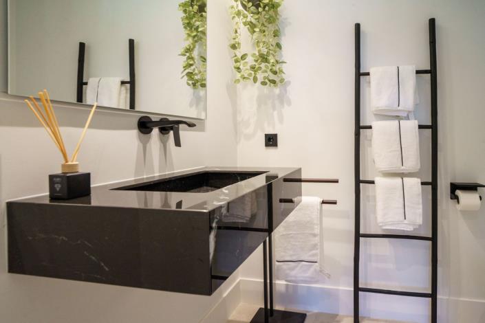 Image No.25-5 Bed Villa for sale