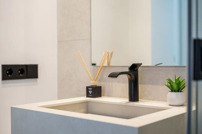 Image No.34-5 Bed Villa for sale