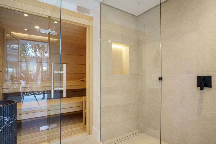 Image No.38-5 Bed Villa for sale