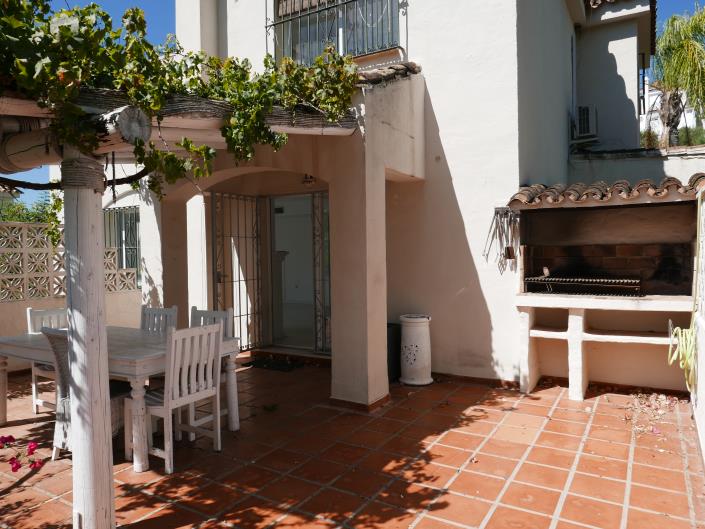 Image No.4-4 Bed Villa for sale