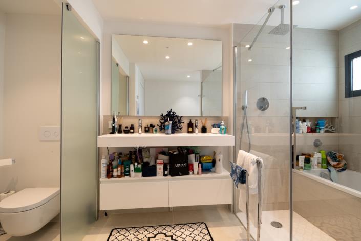 Image No.25-3 Bed Apartment for sale