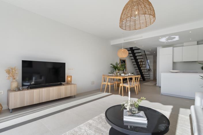 Image No.21-4 Bed Townhouse for sale