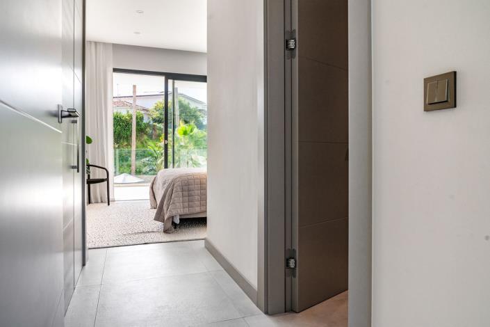 Image No.35-5 Bed Villa for sale