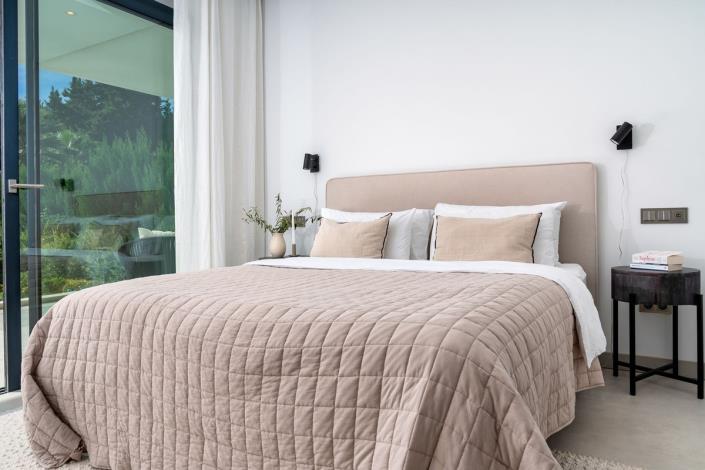 Image No.37-5 Bed Villa for sale