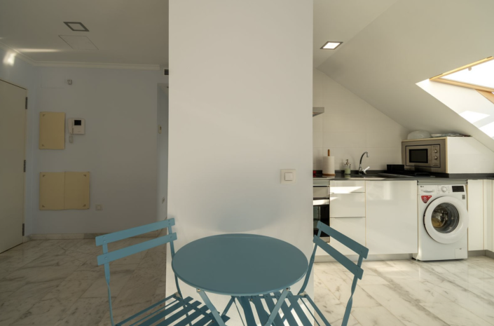 Image No.12-2 Bed Apartment for sale