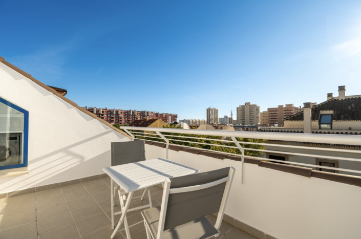 Image No.2-2 Bed Apartment for sale