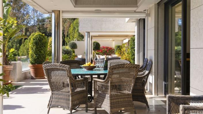 Image No.17-4 Bed Apartment for sale