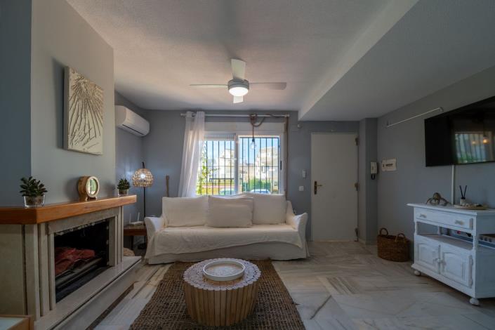 Image No.9-4 Bed Townhouse for sale