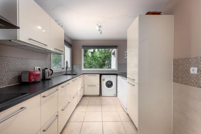 Image No.6-3 Bed Villa / Detached for sale