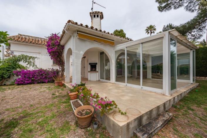 Image No.10-3 Bed Villa / Detached for sale