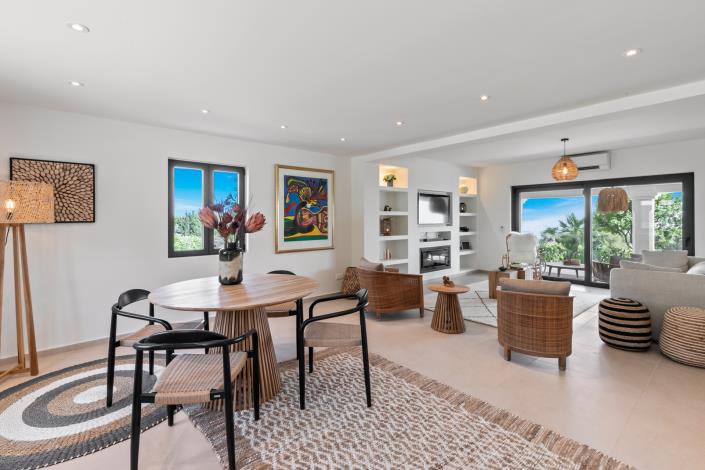 Image No.8-5 Bed Villa for sale