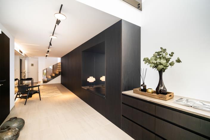 Image No.25-4 Bed Townhouse for sale