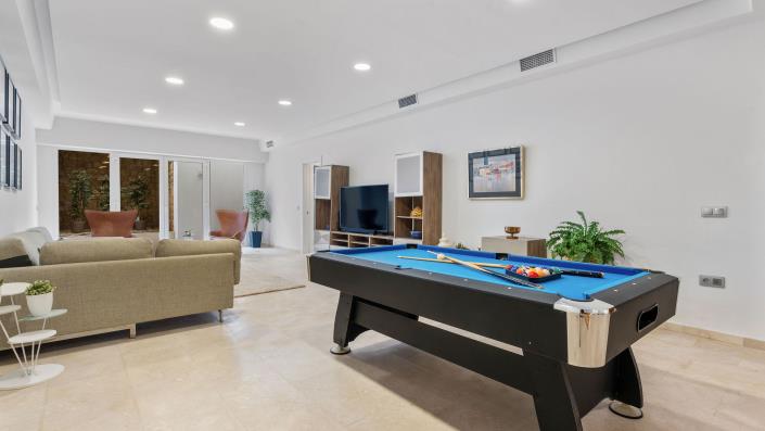 Image No.24-7 Bed Villa for sale