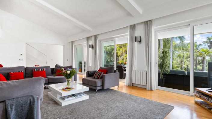 Image No.5-7 Bed Villa for sale