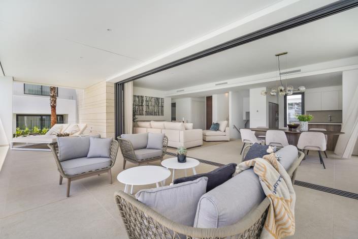 Image No.11-6 Bed Villa for sale