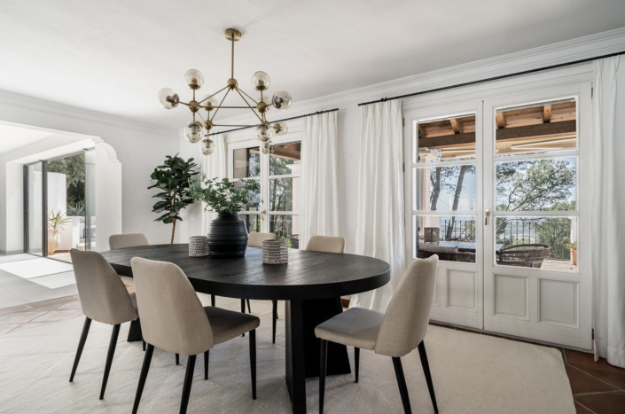 Image No.4-4 Bed Villa / Detached for sale