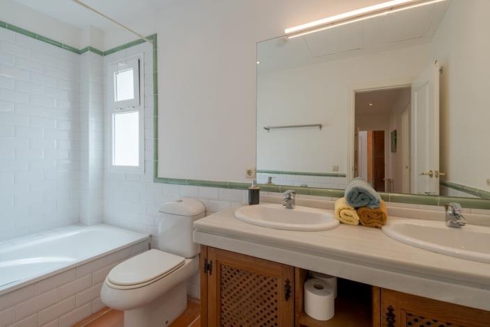 Image No.13-5 Bed Villa for sale