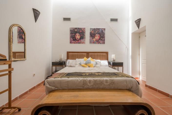 Image No.14-5 Bed Villa for sale