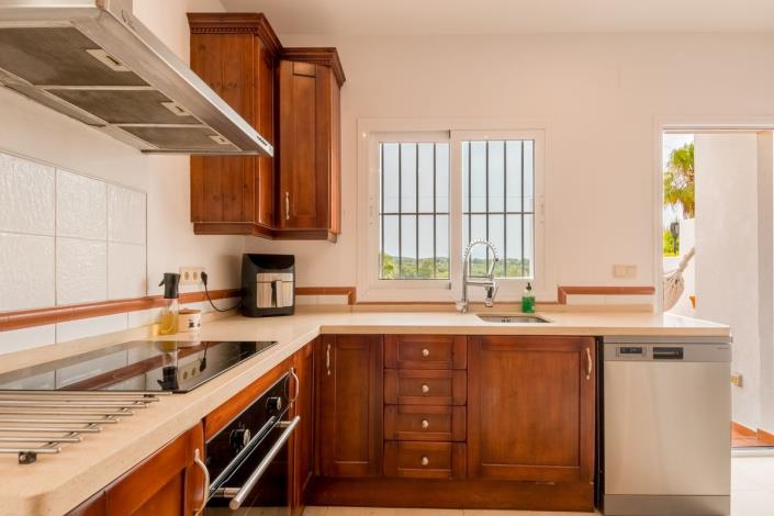 Image No.20-5 Bed Villa for sale