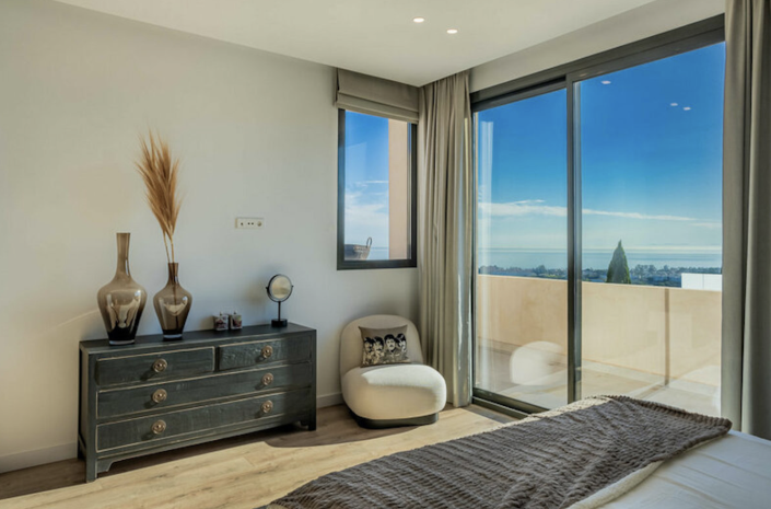 Image No.4-4 Bed Villa / Detached for sale