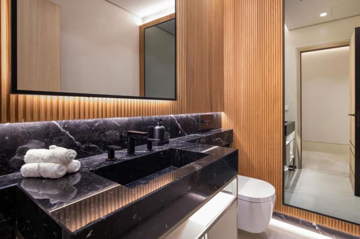 Image No.34-5 Bed Villa for sale