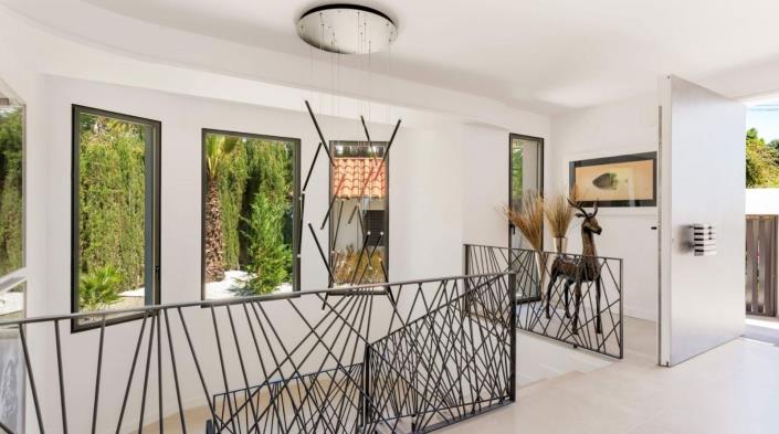 Image No.17-5 Bed Villa for sale