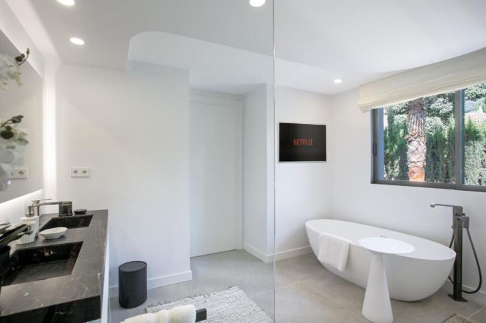 Image No.19-5 Bed Villa for sale