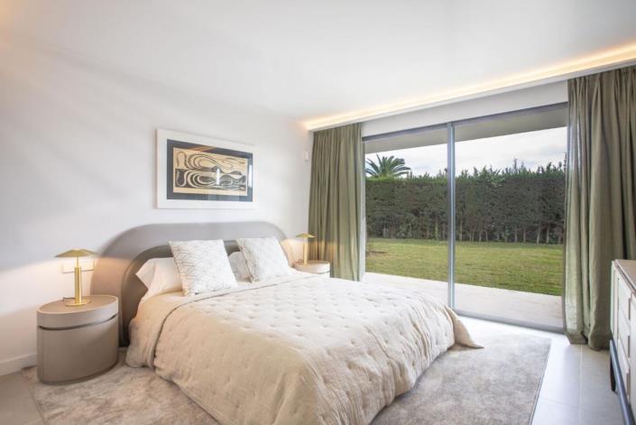 Image No.20-5 Bed Villa for sale