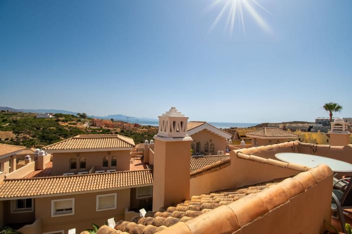 Image No.3-3 Bed Townhouse for sale