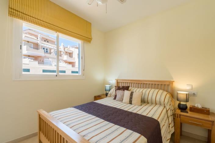 Image No.13-3 Bed Townhouse for sale