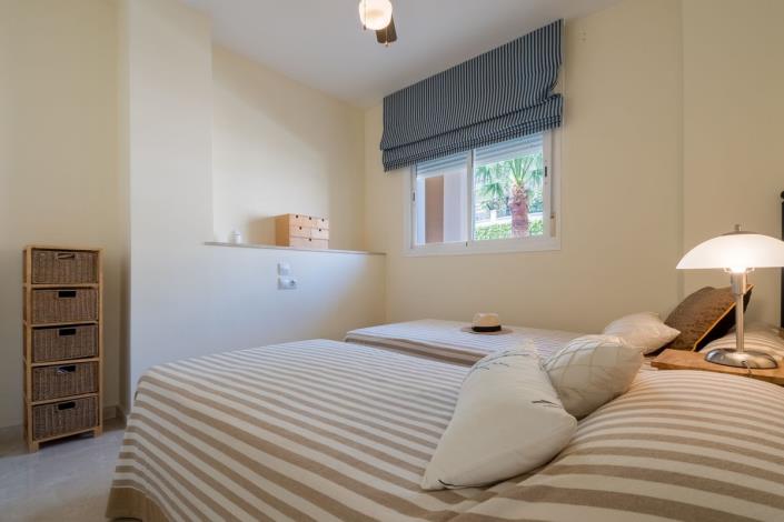 Image No.15-3 Bed Townhouse for sale