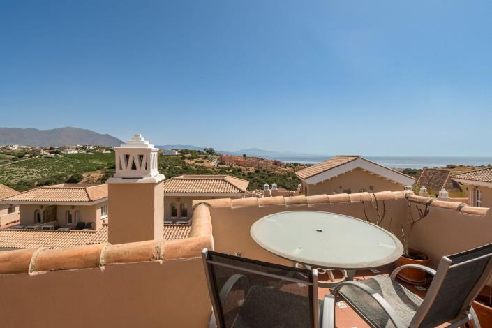 Image No.21-3 Bed Townhouse for sale