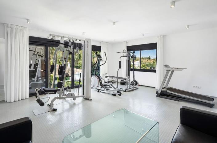 Image No.6-5 Bed Villa for sale