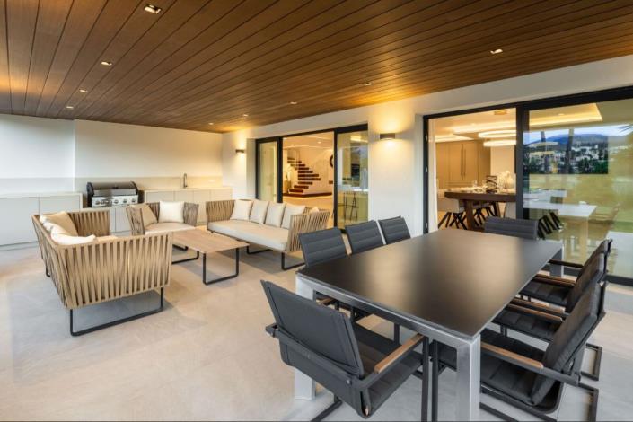 Image No.19-5 Bed Villa for sale