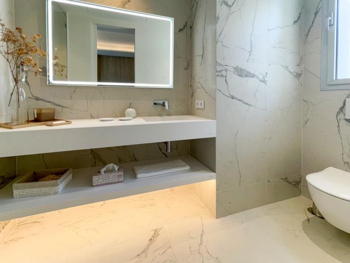 Image No.37-5 Bed Villa for sale