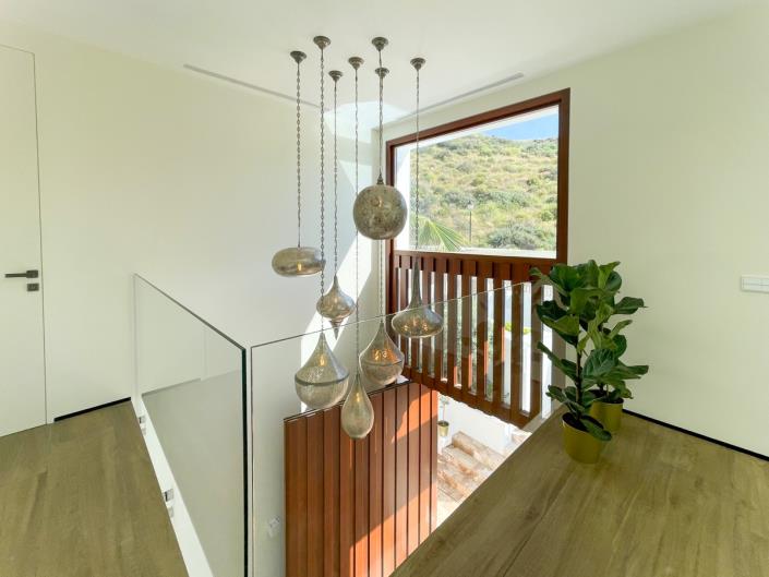 Image No.39-5 Bed Villa for sale