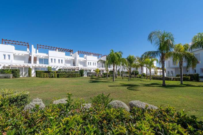 Image No.3-4 Bed Townhouse for sale