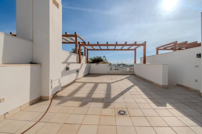 Image No.31-4 Bed Townhouse for sale