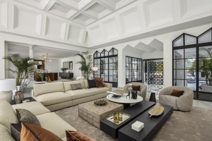 Image No.3-12 Bed Villa for sale