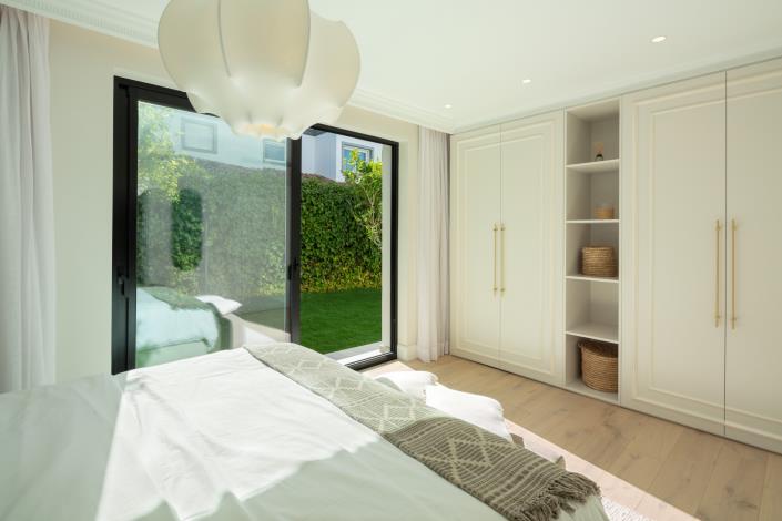 Image No.21-5 Bed Villa for sale