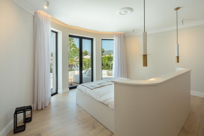 Image No.12-5 Bed Villa for sale