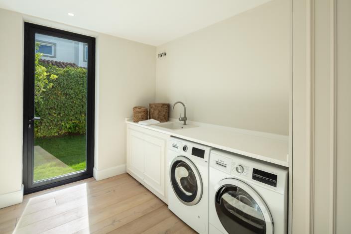 Image No.47-5 Bed Villa for sale