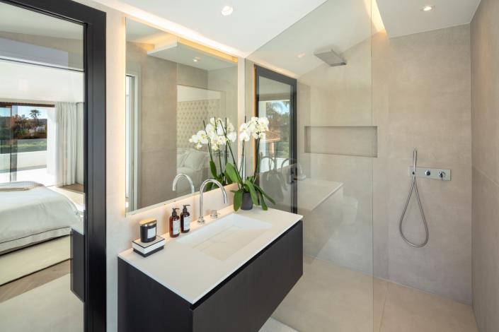 Image No.32-4 Bed Villa for sale