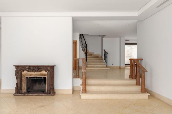 Image No.6-5 Bed Villa for sale