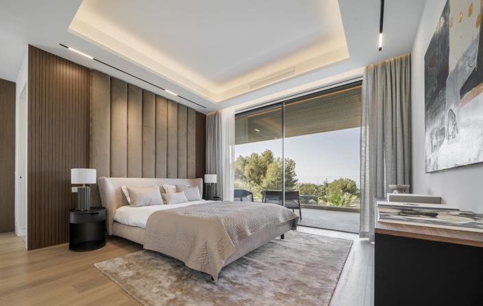 Image No.20-5 Bed Villa for sale