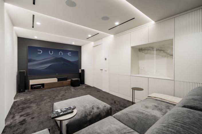 Image No.29-5 Bed Villa for sale