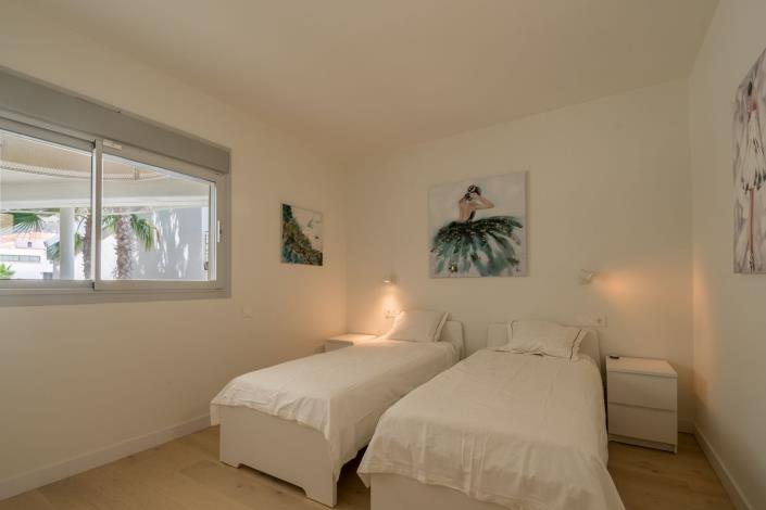 Image No.7-3 Bed Apartment for sale