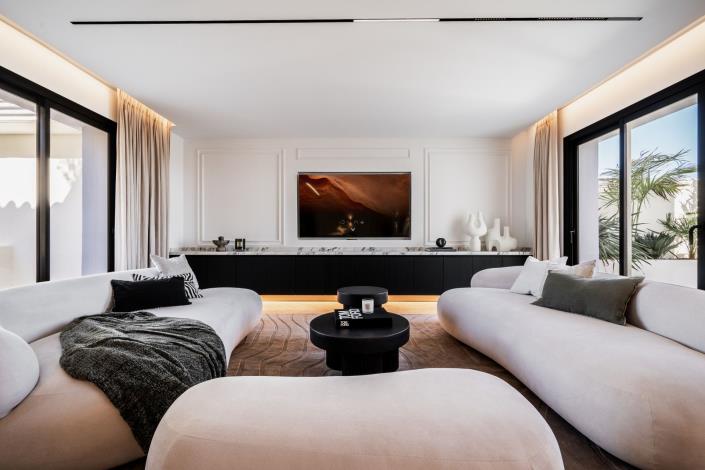 Image No.26-3 Bed Penthouse for sale