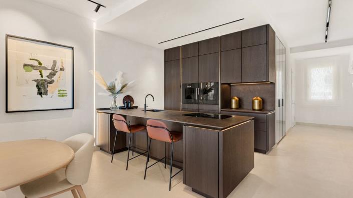 Image No.9-3 Bed Apartment for sale