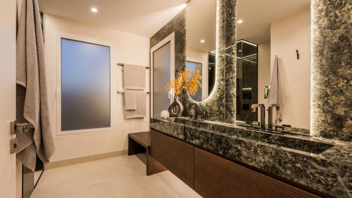 Image No.23-3 Bed Apartment for sale